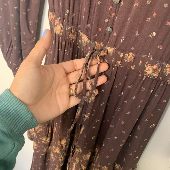 NEW American eagle floral cottage core maxi dress - Picture 5 of 7